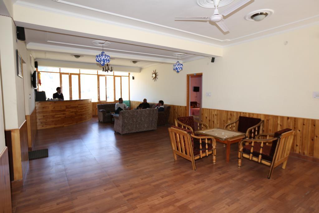 Hotel Ridge View Manāli Exterior foto